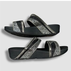 Fitflop women’s Mina Ombre glitter slides Black and Silver Sandals size 8
